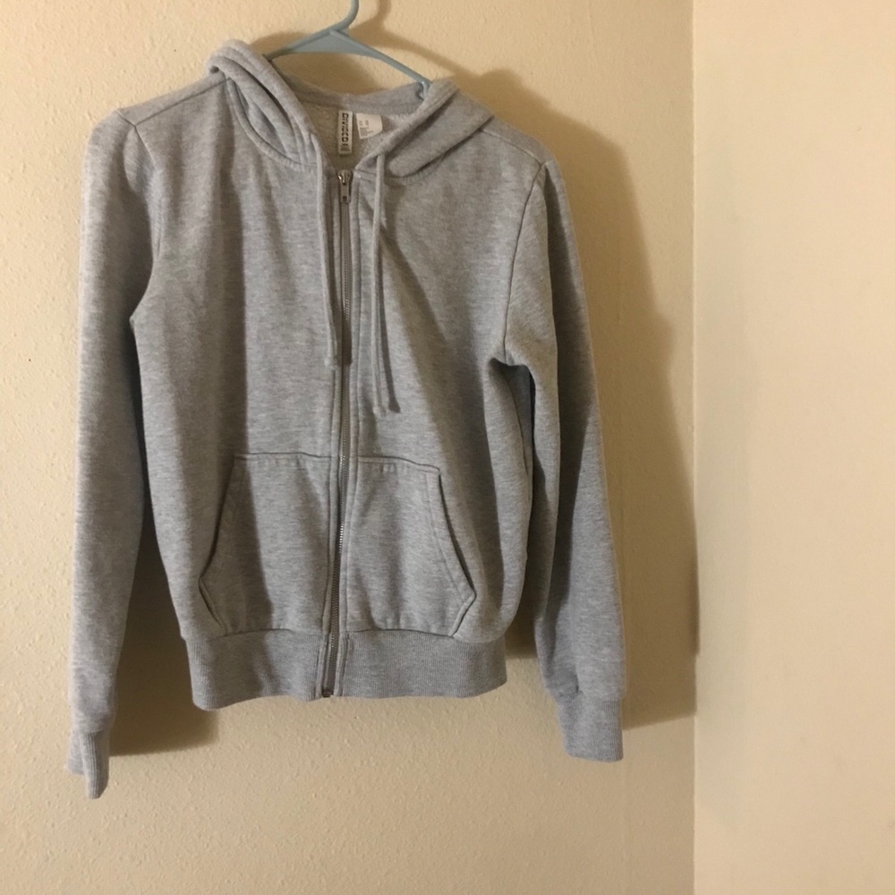 grey zip up hoodie